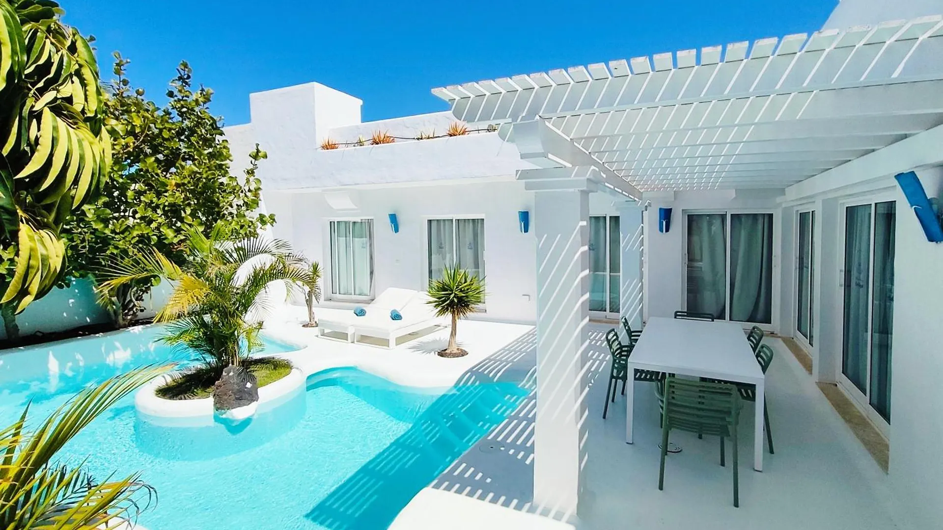 Villas Veaco Bahiazul With Private Pool Corralejo 0*,  Espagne